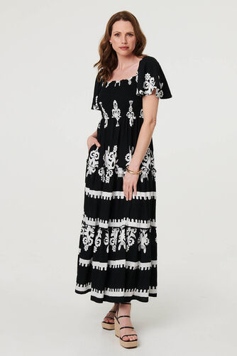 Izabel London – Ikat Print Short Angel Sleeve Maxi Dress