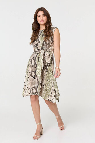 Izabel London – Snake Print Boat Neck Hanky Hem Short Dress