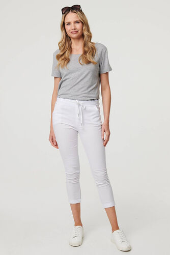 Izabel London – Tie Waist Slim Cropped Trousers