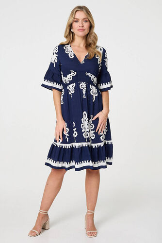 Izabel London – Ikat Print 1/2 Sleeve Relaxed Short Dress