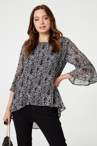 Izabel London – Ditsy Floral Flare Sleeve Curve Hem Blouse