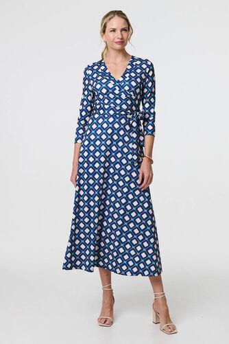Izabel London – Geo Print 3/4 Sleeve Midi Wrap Dress